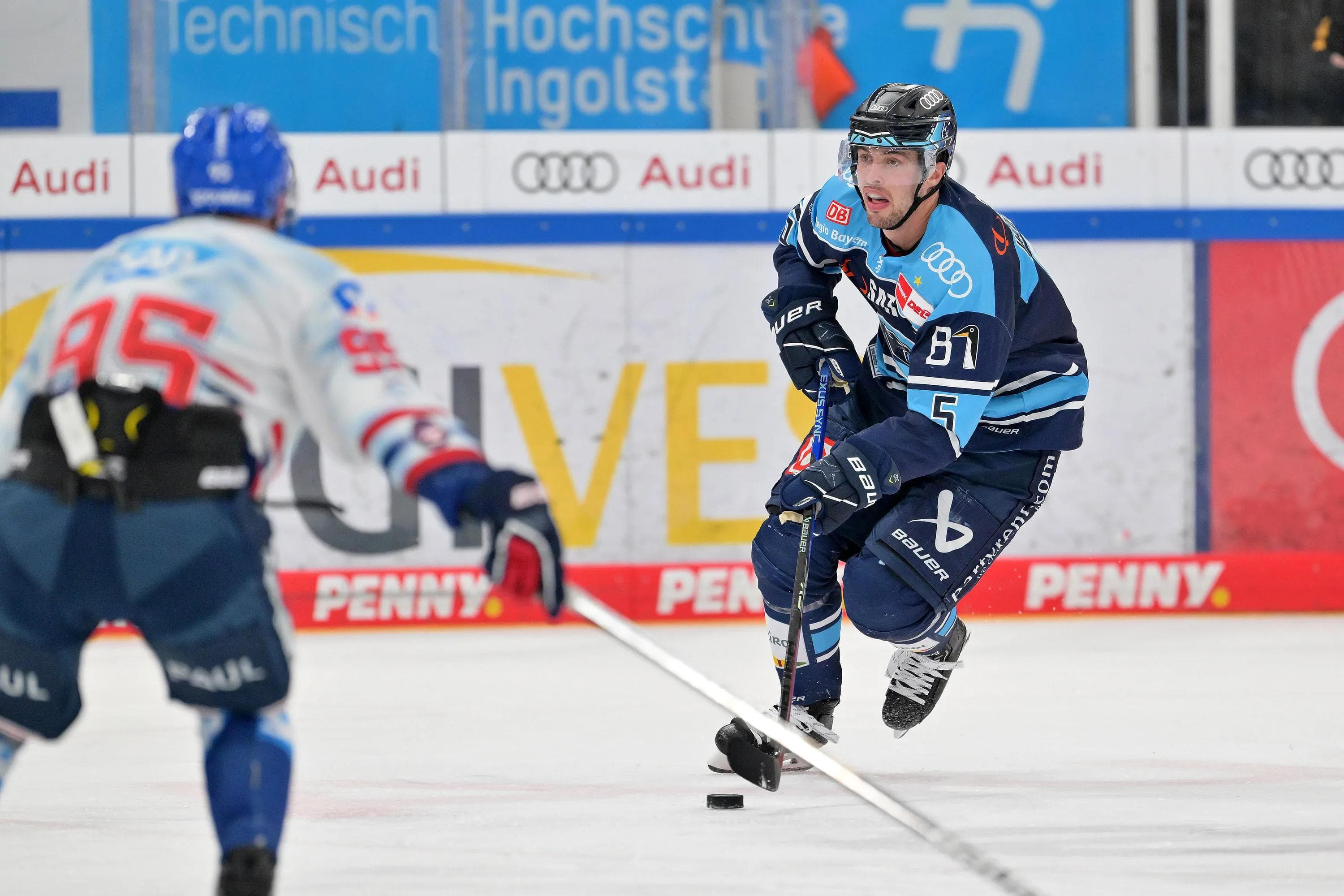 Der Kapitän geht voran: Fabio Wagner und die Panther starten am Freitag ins Playoff-Halbfinale.
Foto: Johannes Traub/JT-Presse.de