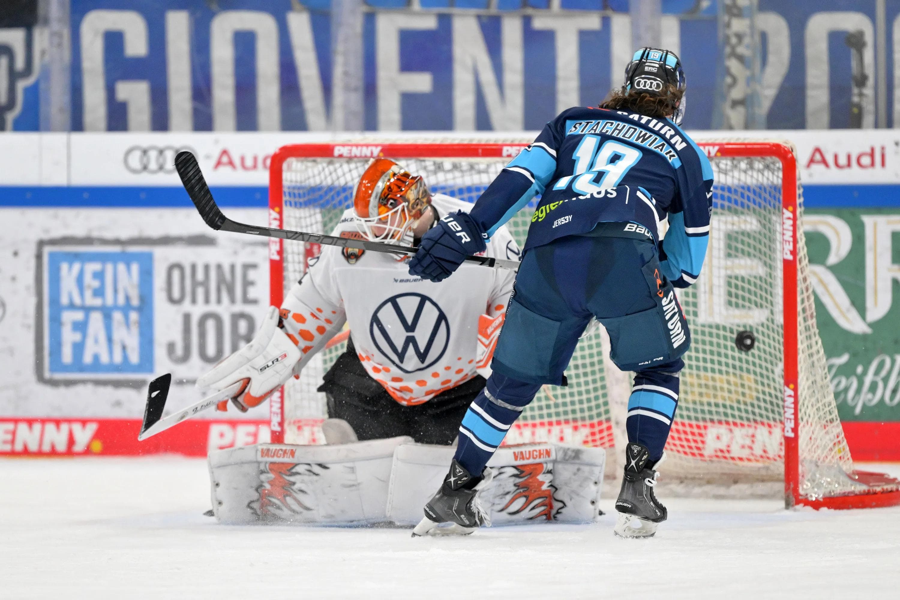 Im ersten Heimspiel gegen Wolfsburg setzten sich die Panther im Shootout durch.
Foto: Johannes Traub/JT-Presse.de