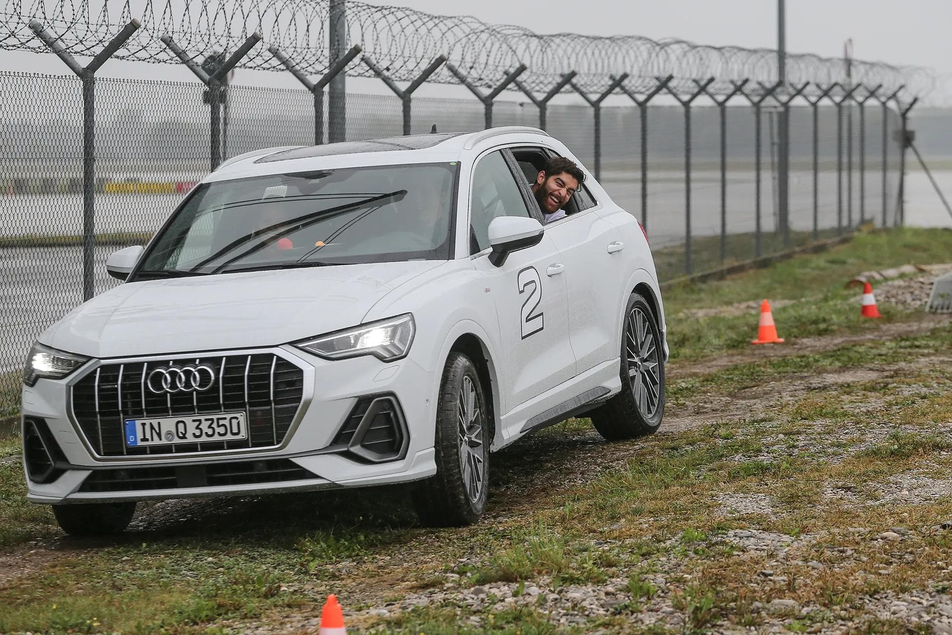 Jerry D'Amigo ist stets für einen Spaß zu haben - Foto: Bösl / Audi AG
