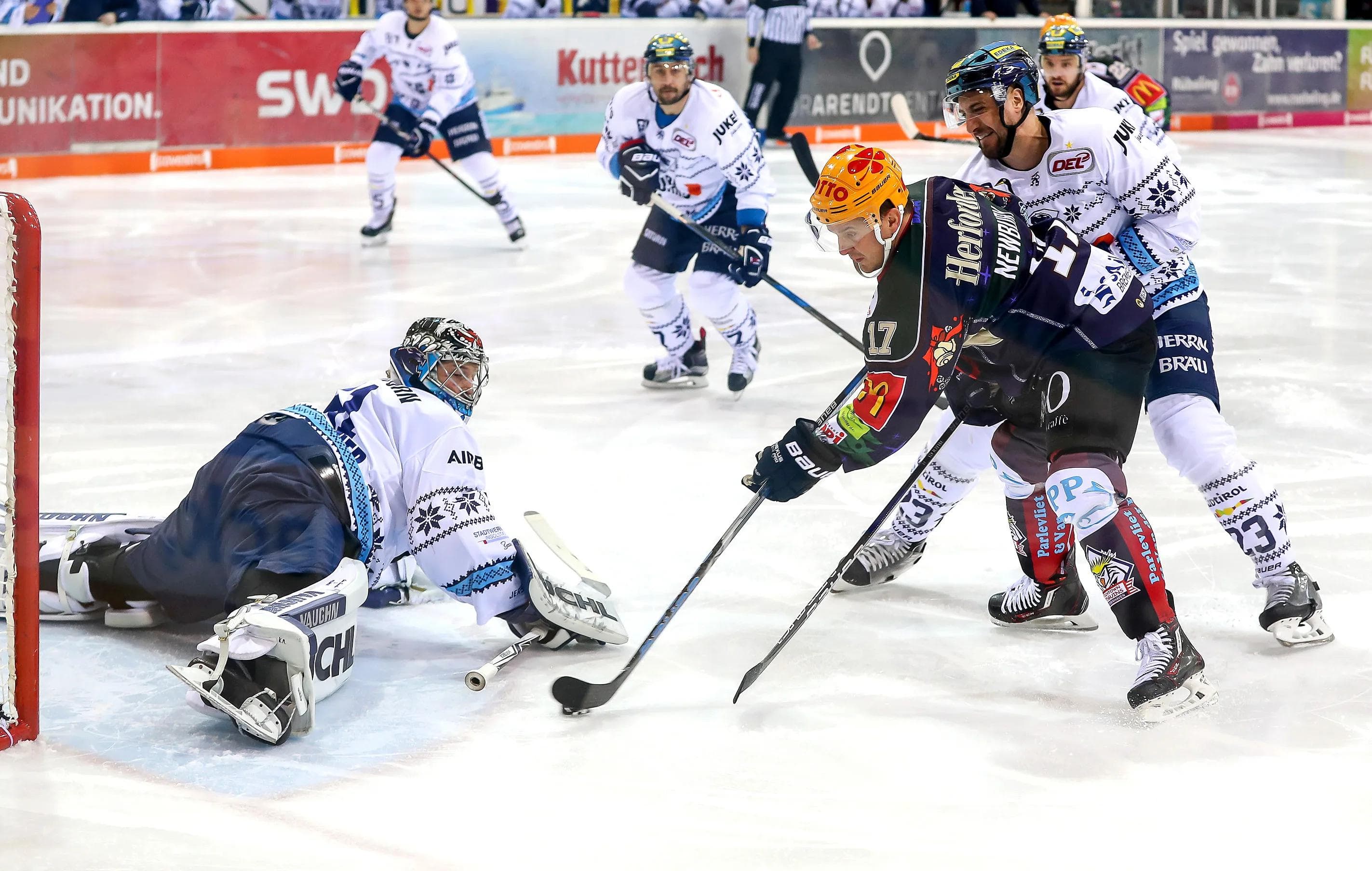 Timo Pielmeier klärt hier glänzend mit dem Schoner. Foto: Sven Peter