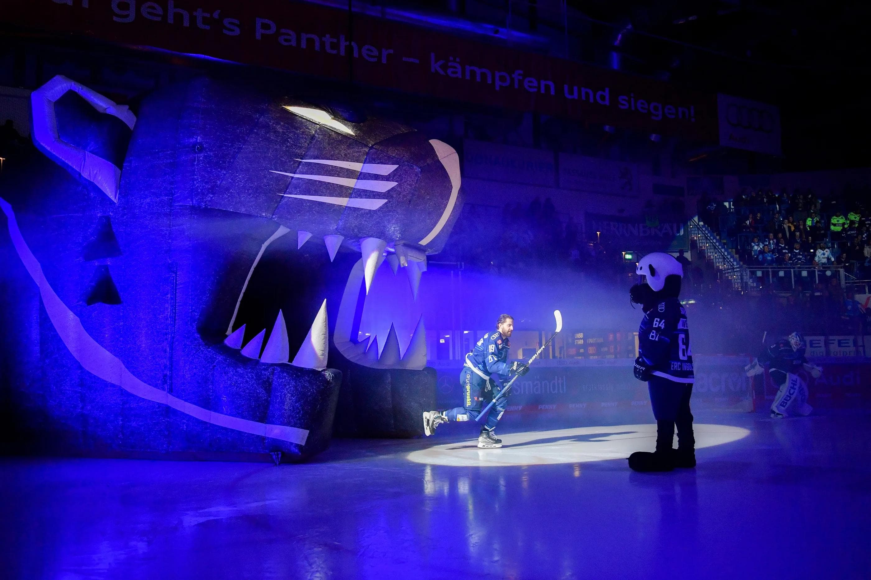 Zwei Spiele zum Preis von einem gibt es heute in der SATURN-Arena.
Foto: Johannes Traub/JT-Presse.de
