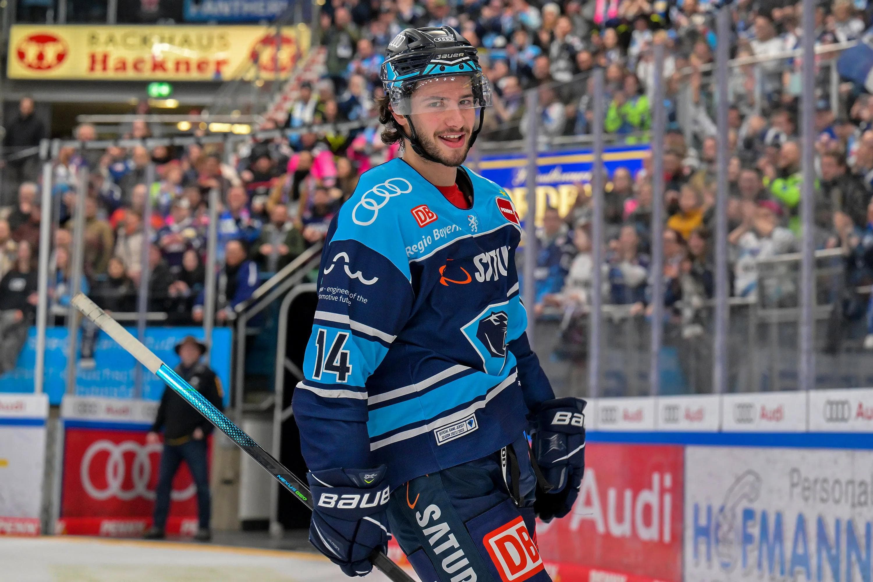 Nach vier Einsätzen von Daniel Schwaiger für den ERC in der abgelaufenen Saison, folgen in der kommenden noch viele weitere.
Foto: Johannes Traub/JT-Presse.de