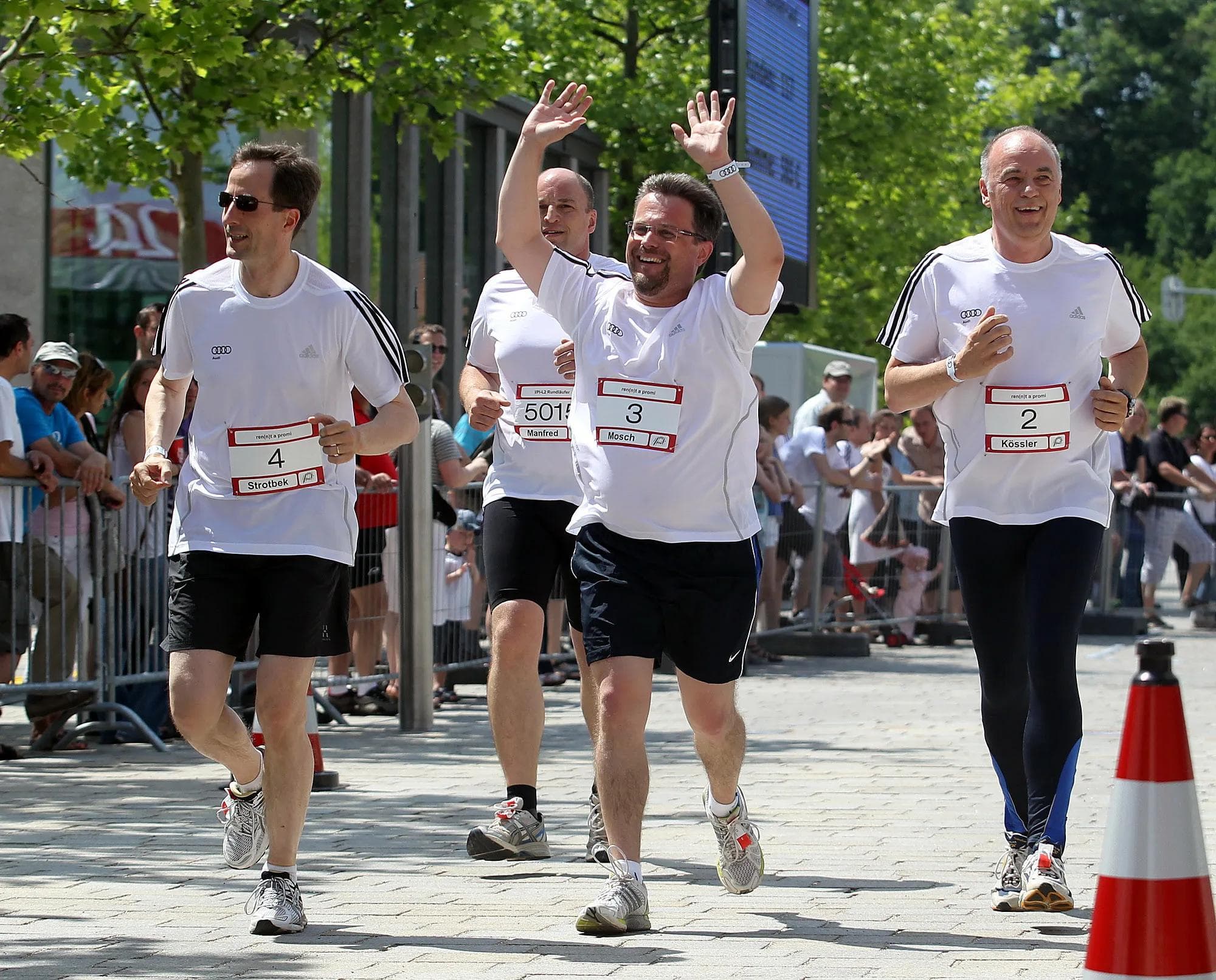Beim vorigen Audi 24 Stunden Lauf kamen 150.000 Euro für den guten Zweck zusammen. Foto: Stefan Bösl  / kbumm.de