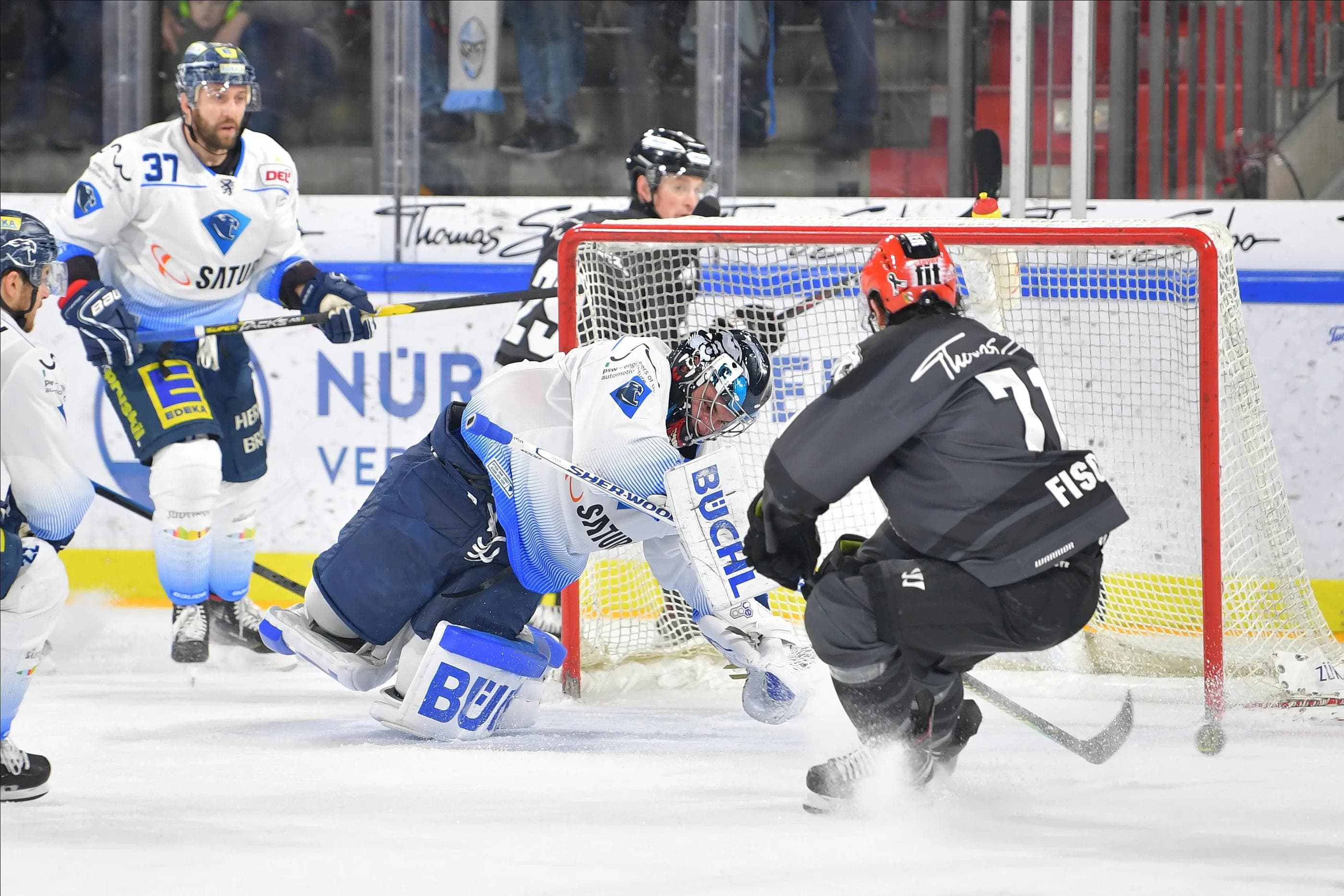 Viel probiert, nicht gepunktet. Die Panther verloren in Nürnberg zum dritten Mal hintereinander mit 1:4.
Foto: Johannes TRAUB / JT-Presse.de