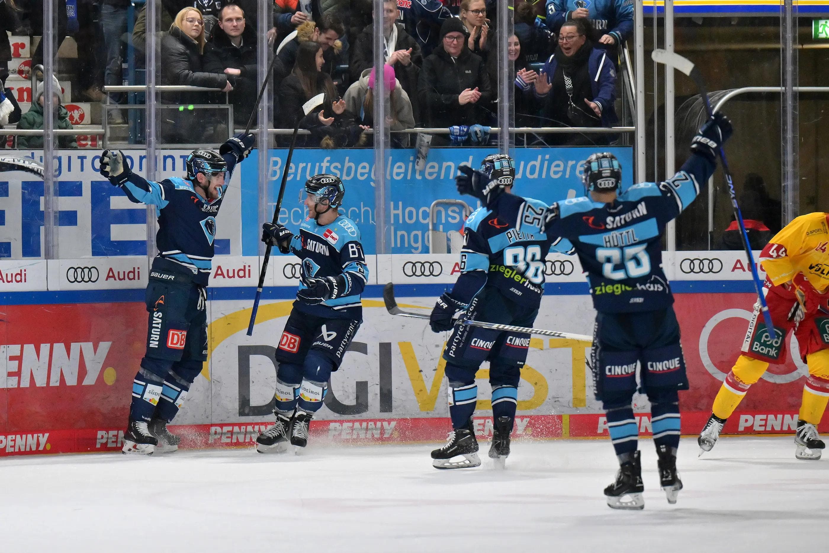 Tye McGinn sorgte mit einem Doppelpack für den Heimsieg.
Foto: Johannes Traub/JT-Presse.de