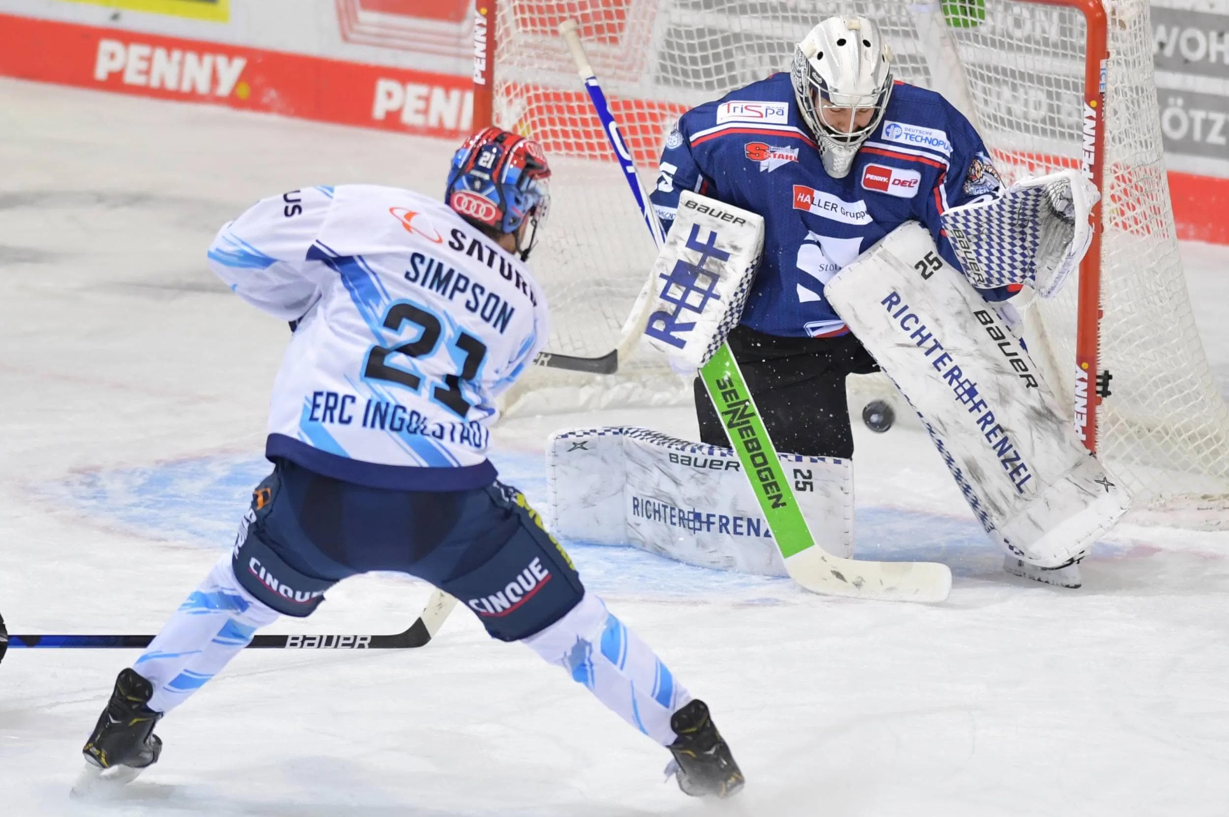 Die Panther um Wayne Simpson scheiterten an einem stark aufgelegten Sebastian Vogl.
Foto: Johannes Traub/JT-Presse.de