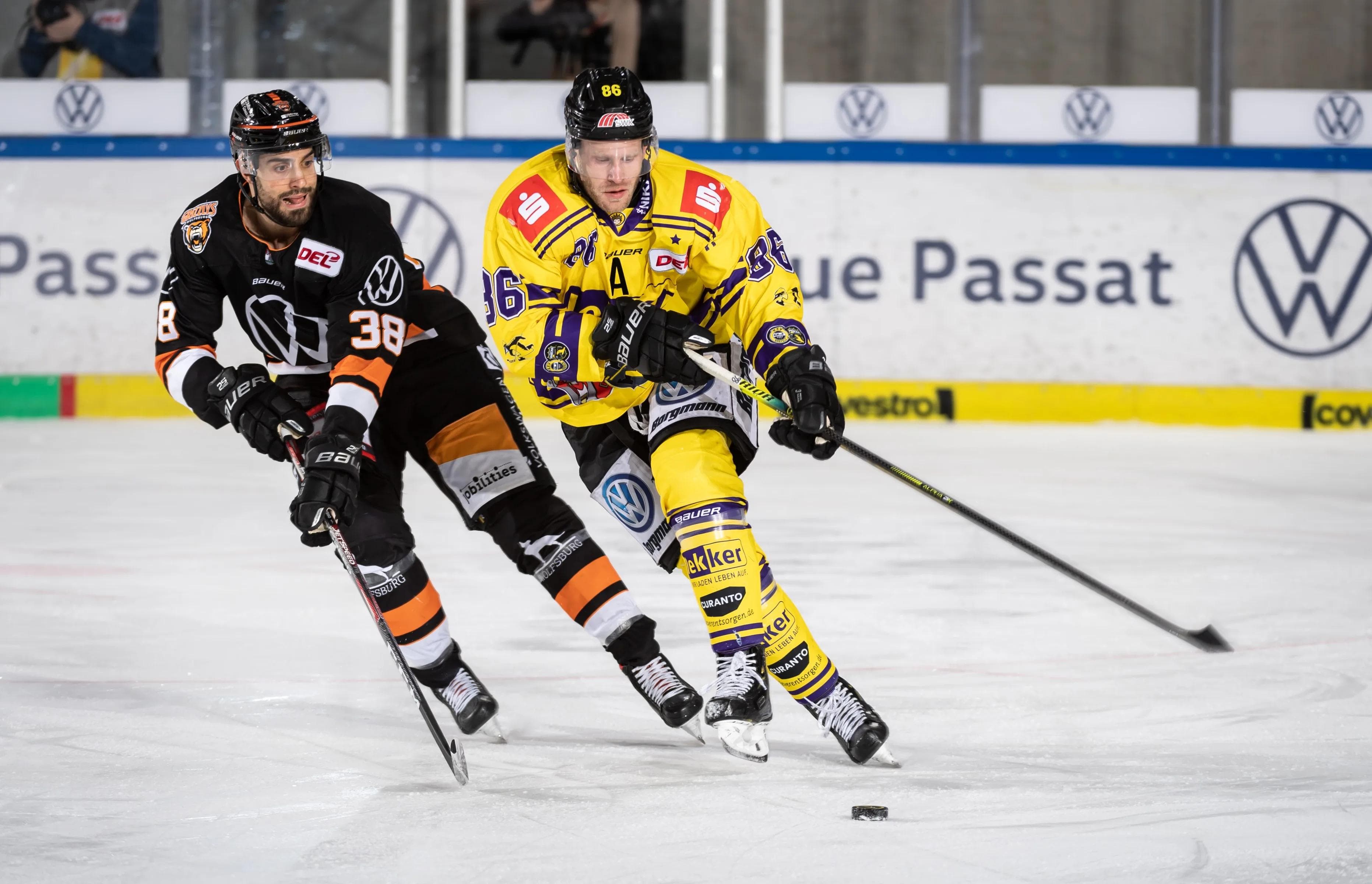 Mit Daniel Pietta (re.) stürmt einer der besten Angreifer der Liga ab sofort für die Panther.
Foto: City-Press