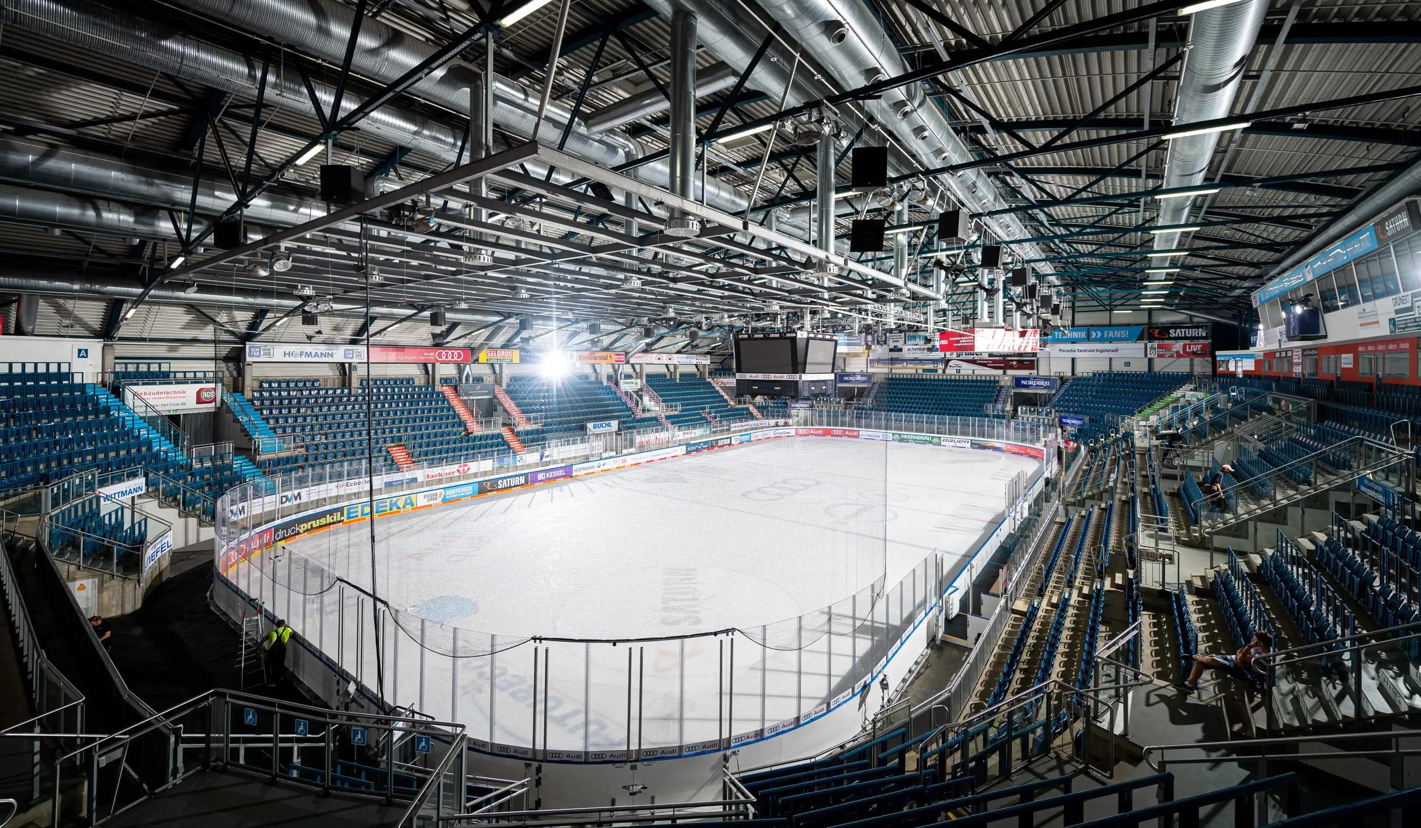 Noch steht nicht fest wie viele Fans der ERC in der kommenden Saison in der SATURN-Arena begrüßen darf.
Foto: City-Press