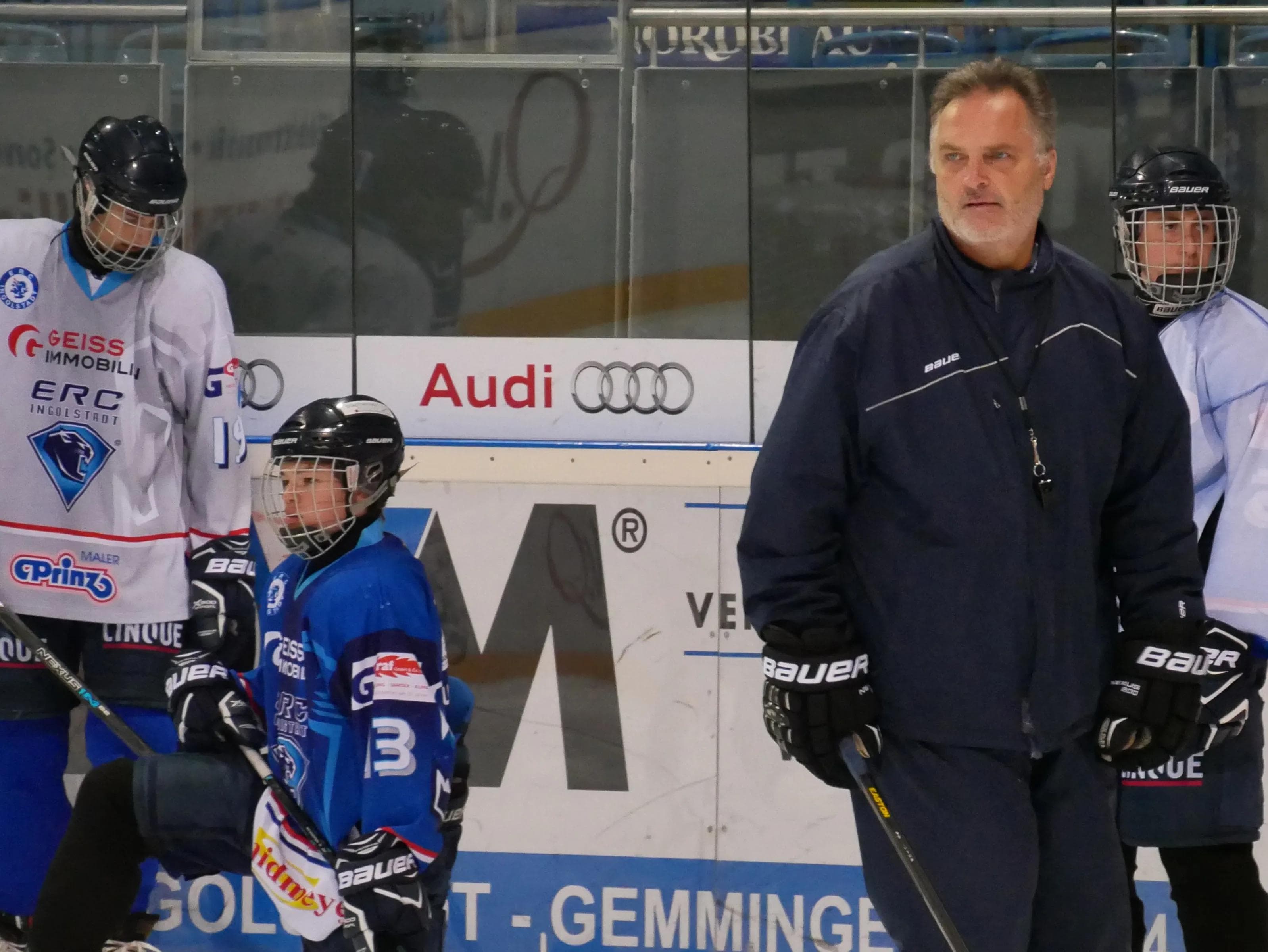 Die U16 von Trainer Eduard Uvira hat zum Auftakt ein Auswärtswochenende.