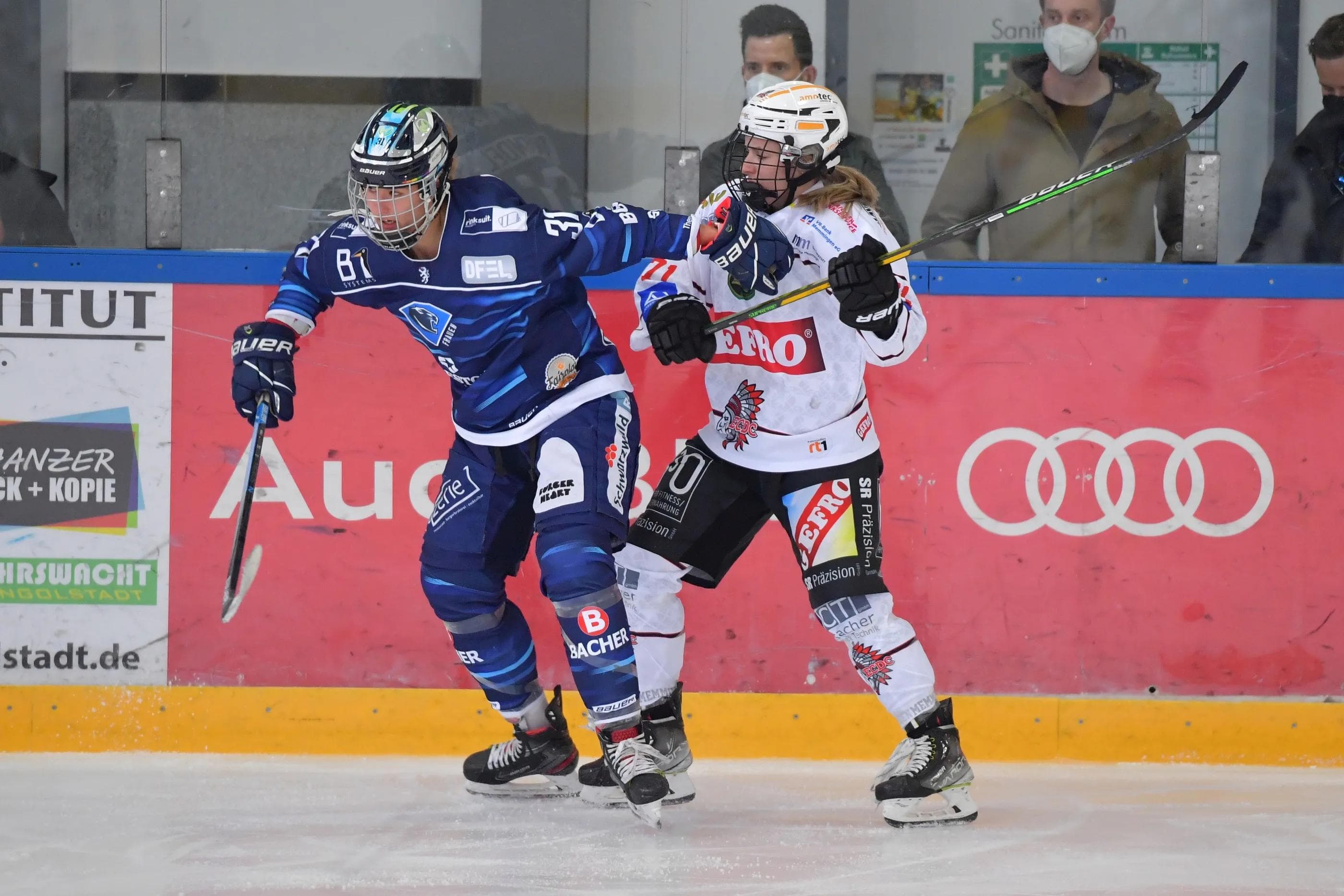 Die ERC-Frauen um Franziska Brendel empfangen heute Memmingen.
Foto: Johannes Traub/JT-Presse.de