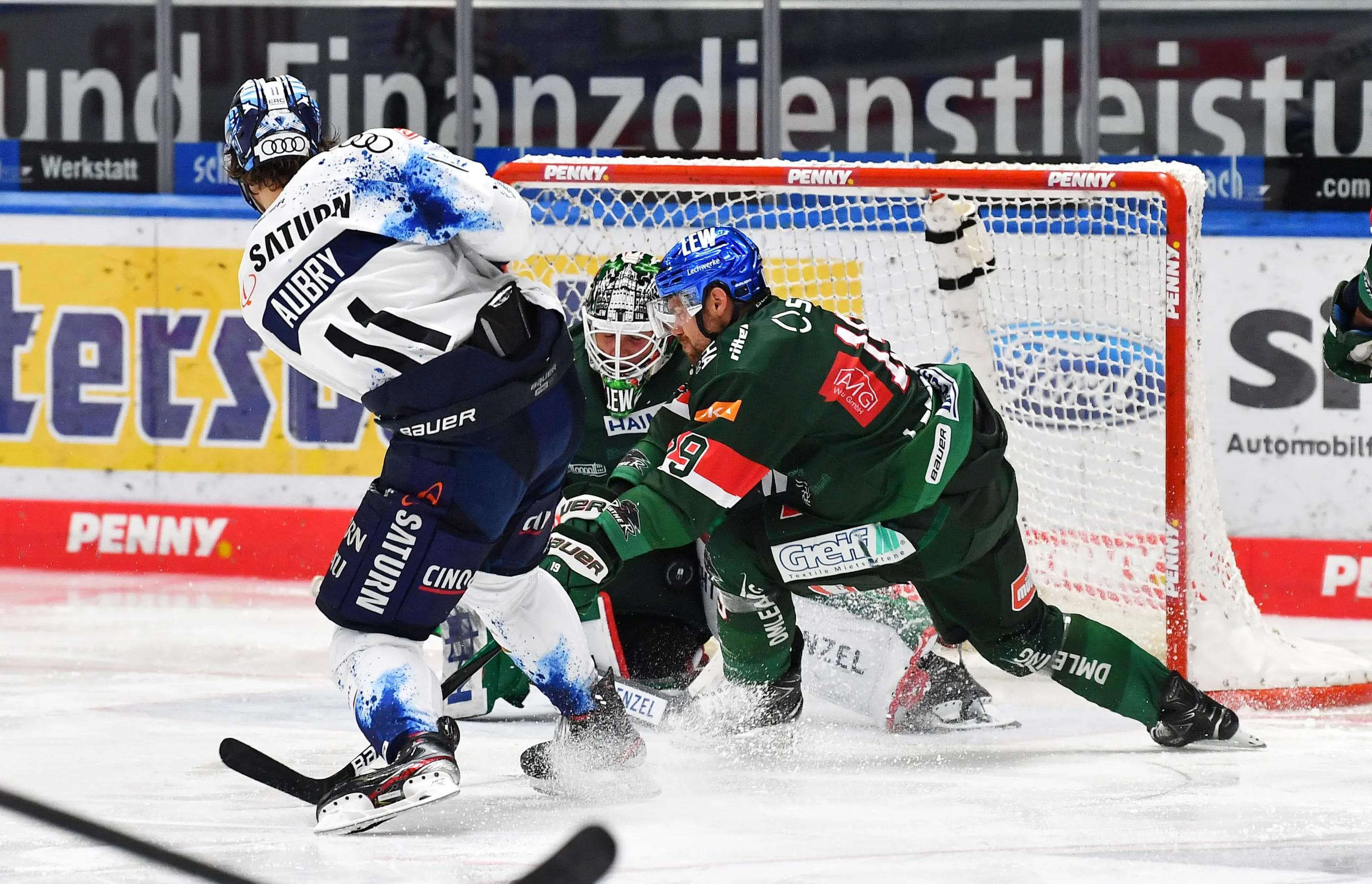 Louis-Marc Aubry un die Panther wollen im Derby ihre Chancen konsequenter nutzen als im ersten Duell.
Foto: DEL-Photosharing