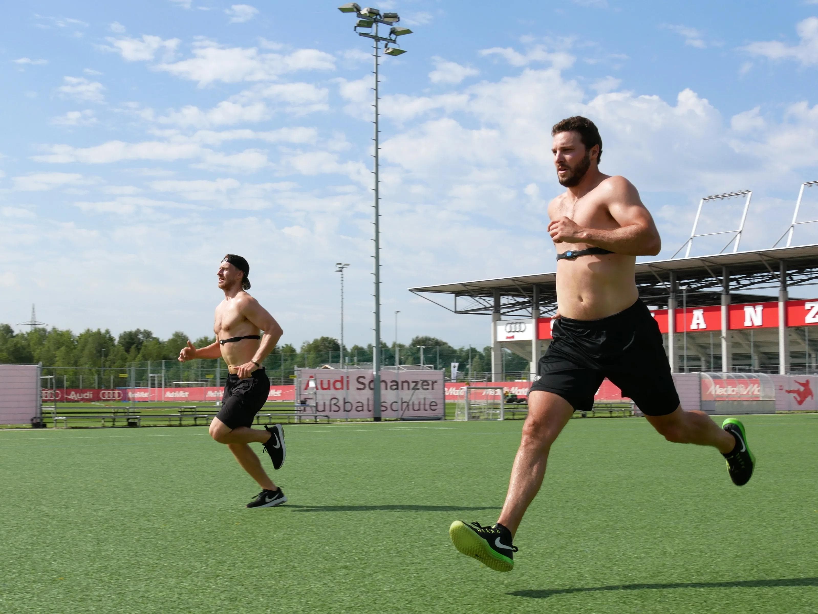 Brett Olson (rechts) zog durch. Foto: Wimösterer
