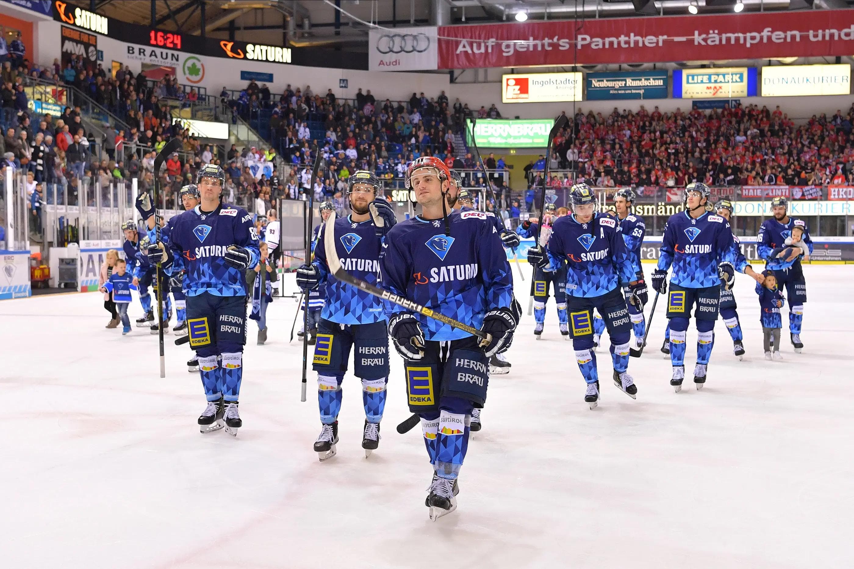 Die Panther feierten im Heimspiel gegen die Kölner Haie den dritten Sieg in Folge.
Foto: Johannes TRAUB / JT-Presse.de