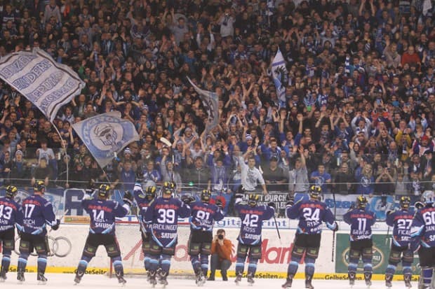 Saisoneröffnungsfeier und erstes European Trophy- Spiel. Foto: Bösl - www.kbumm.de