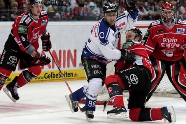 Sozioland befragt die Eishockeyfans zu aktuellen Themen.