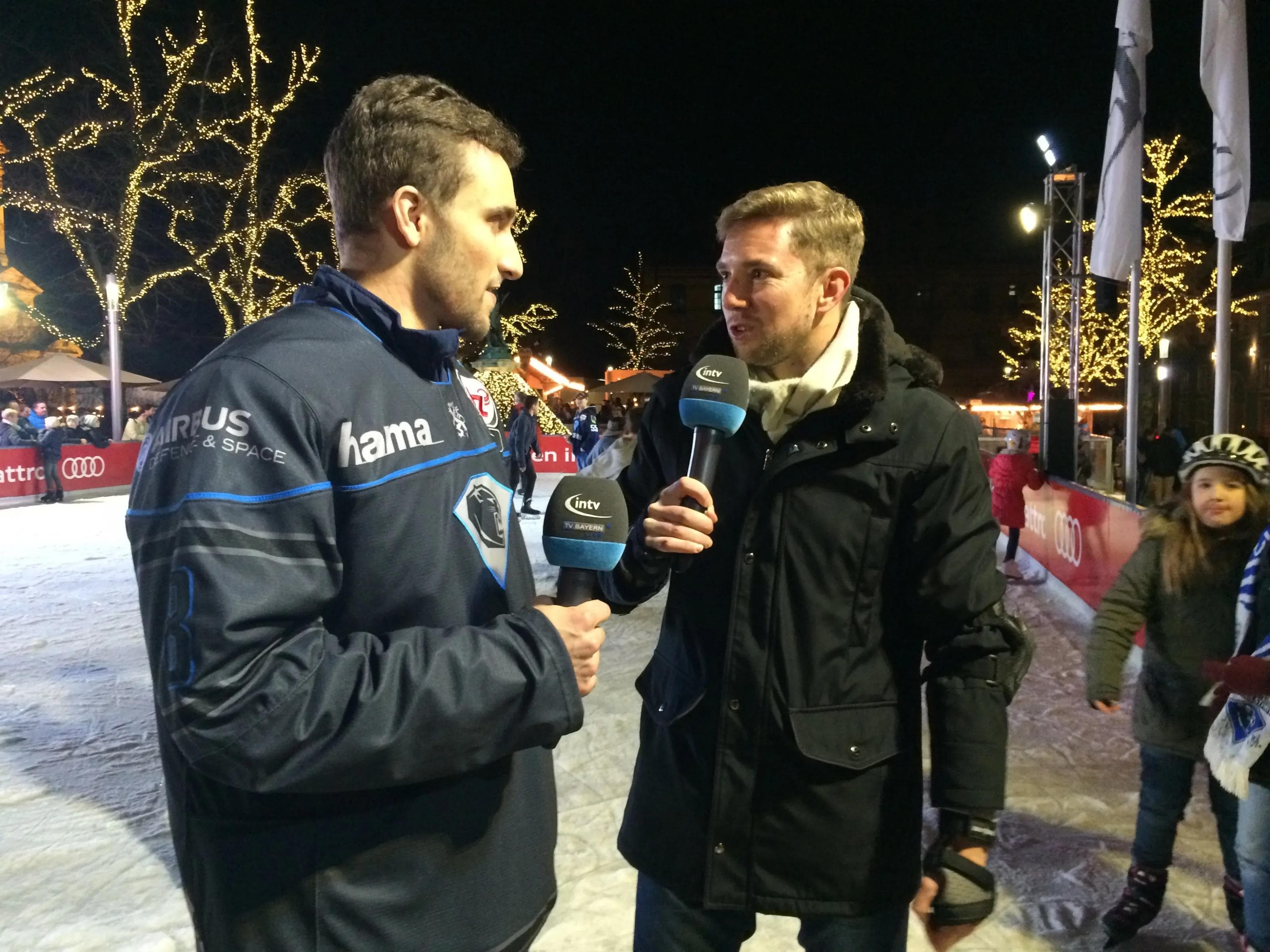 Stephan Kronthaler (links) war nicht nur als Autogrammgeber gefragt, sondern auch als Interviewgast bei intv.