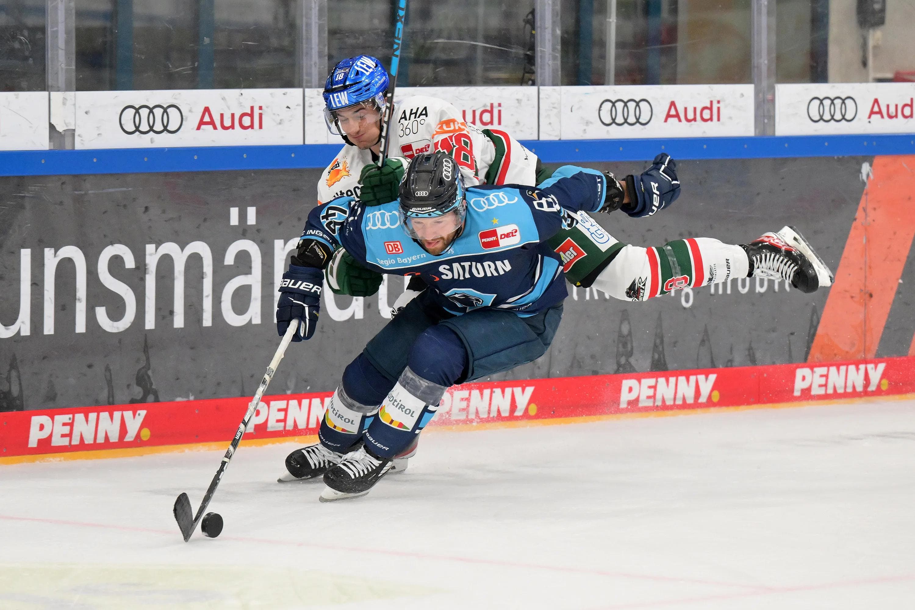Der ERC will sich Augsburg auch morgen vom Leib halten.
Foto: Johannes Traub/JT-Presse.de